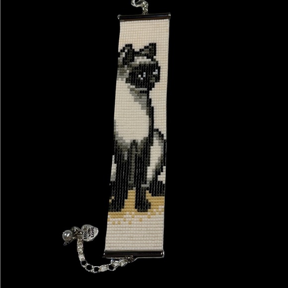 Siamese Cat Beaded Loom Cuff Bracelet, Adjustable 6.6 to 8.6” - Hand Crafted - Picture 6 of 8